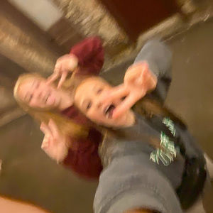 Meet your Posher, Violet